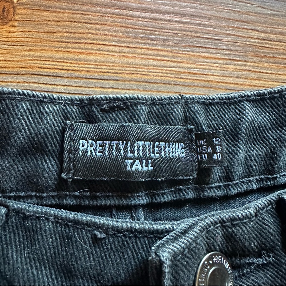 PrettyLittleThing Black Denim High Waisted Straight Leg Jeans Size 8 Tall/Long - Picture 4 of 7
